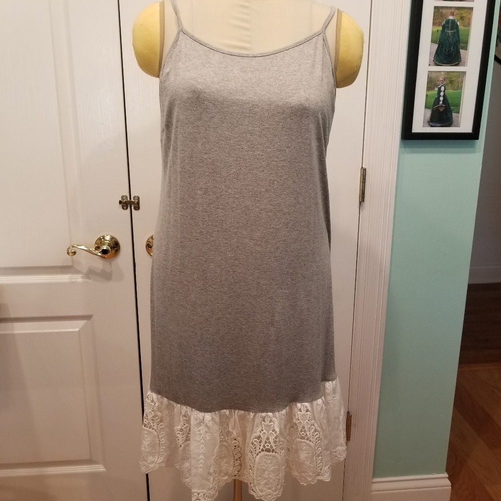 Adjustable strap with lace trim